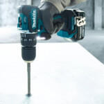 makita 18v combi drill lxt kit inc. 3ah battery free 22 piece bit set